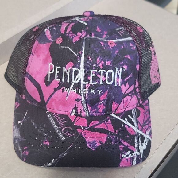 Pendleton Whisky Let'er Buck Muddy Girl Camo Mesh Snapback Trucker Hat - Picture 1 of 5